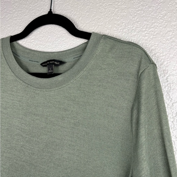 Banana Republic Women’s Large Sage Green Long Sleeve Tee Classic Minimalist - Picture 5 of 10